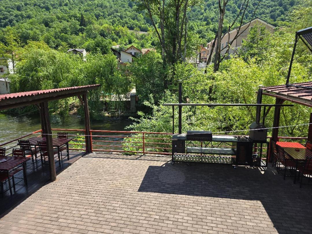Casa Vivian Hotel Байле Херкулане Екстериор снимка